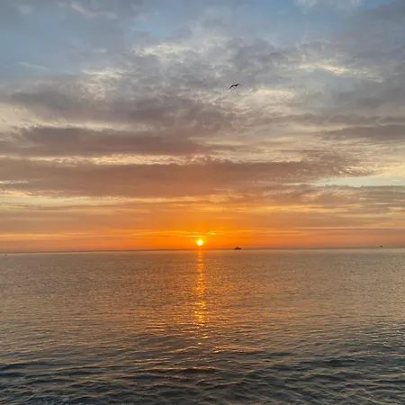 Tu Refugio En La Costa Del Sol, Playa Y Centro A Un Paso